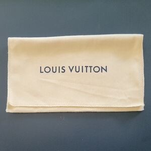 Louis Vuitton Cream Wallet Dust Pouch
